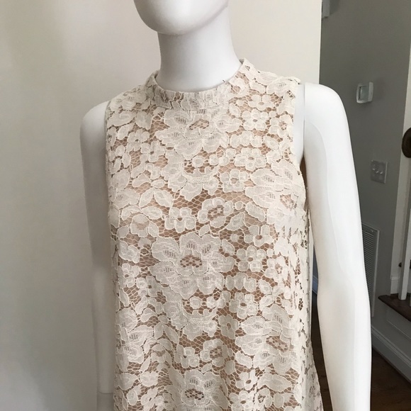 Lace top - Picture 2 of 5